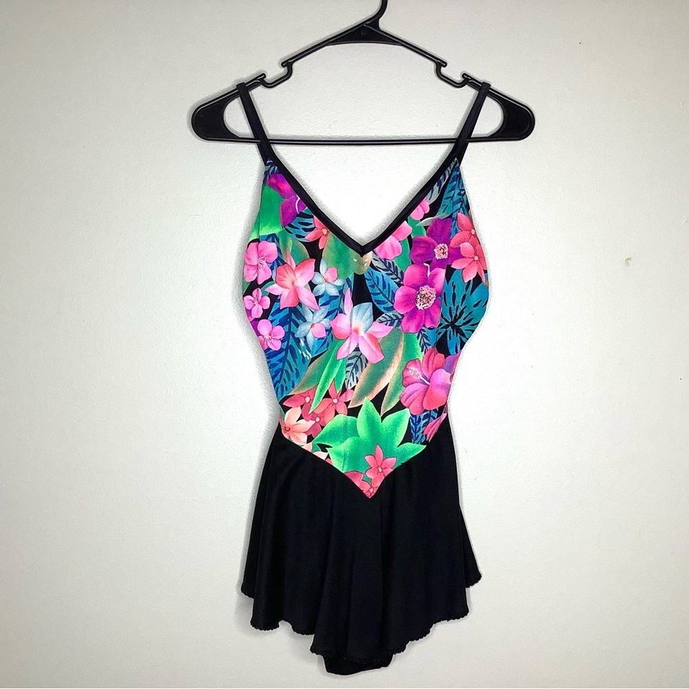 < Vintage Pacific Connections Floral Swimsuit >